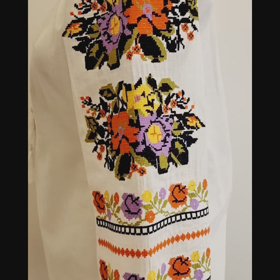 Blouse Traditionnel Roumaine avec Motifs floral pour femme